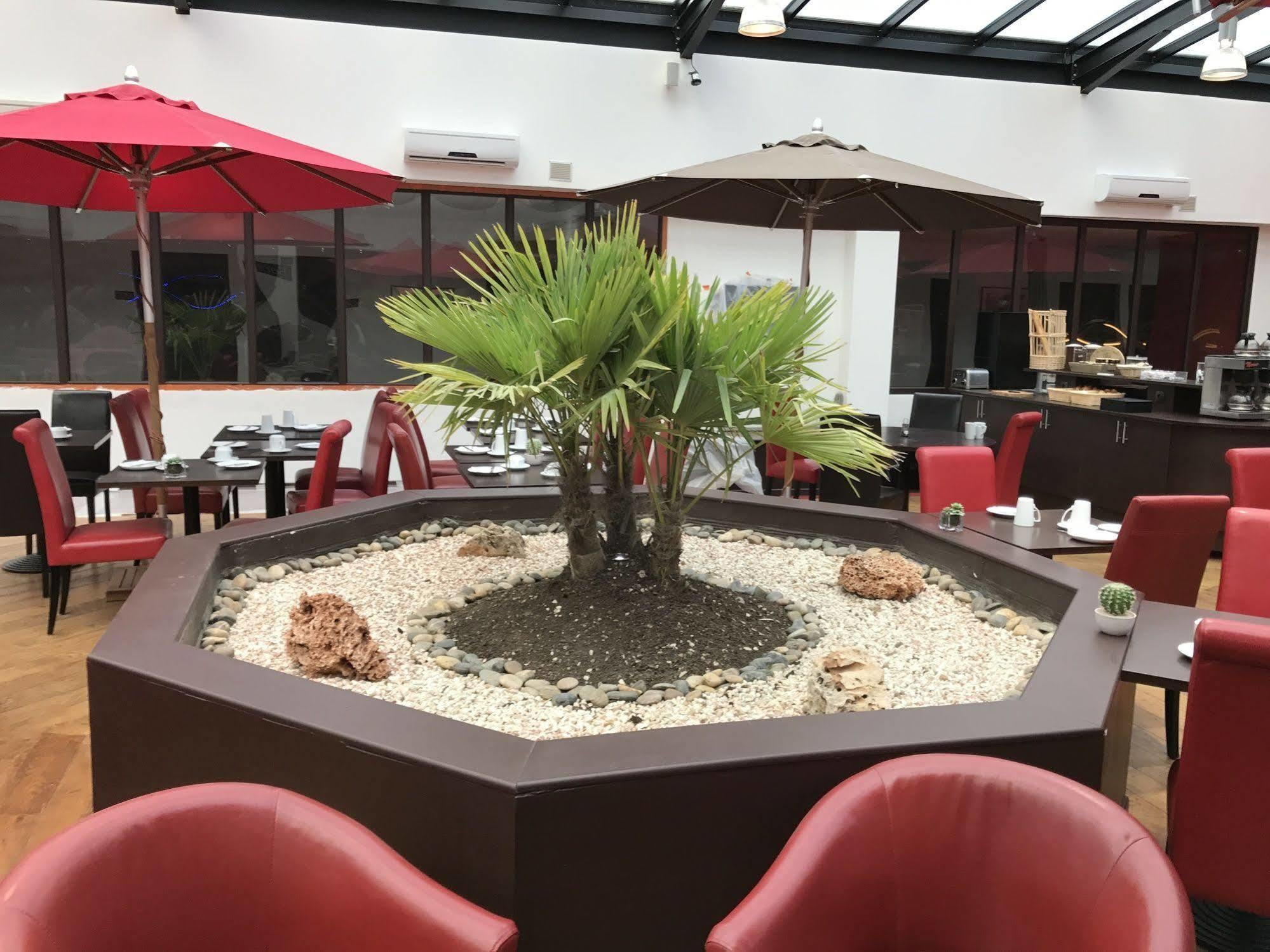 Zenia Hotel&Spa Cambrai Exteriér fotografie